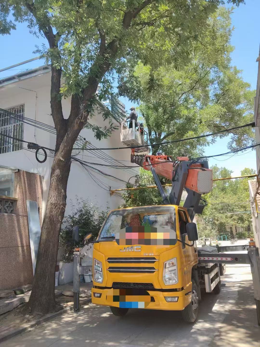 康乐县高空作业车能吊装重物吗？最大承载多少公斤？