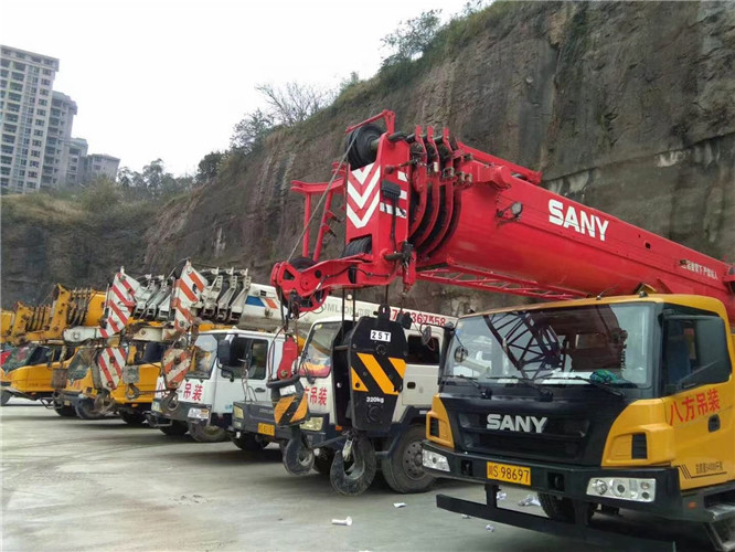 康乐县吊车出租按什么计费？台班费、单次费、里程费怎么算？