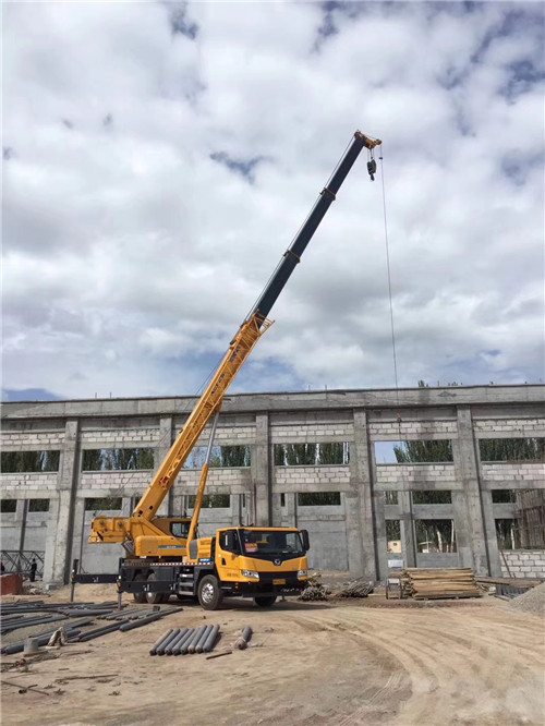 康乐县吊装作业前会做设备检查吗？安全保障措施有哪些？